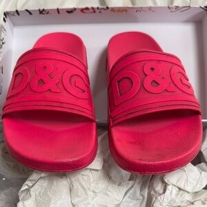 D&G Vibrant Hot Pink Logo Slide Sandals